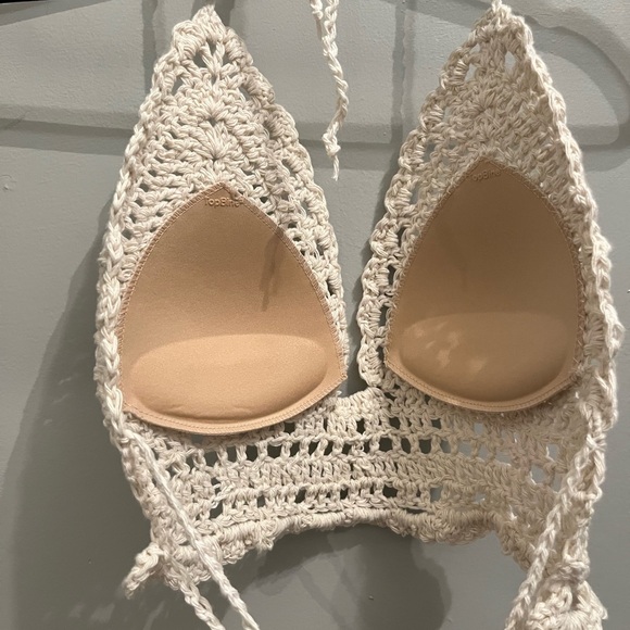 Handmade cream crochet swimming top or crop top - Picture 6 of 6